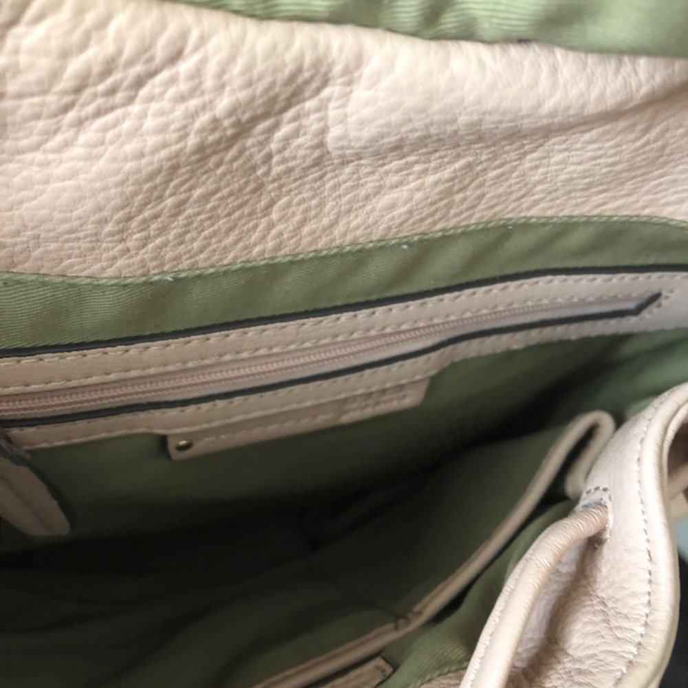 G.I.L.I. Handbag / Backpack - Picture 3 of 6